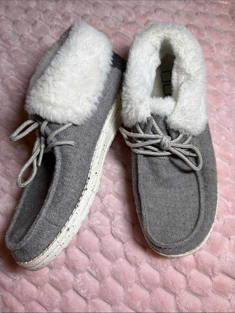 Cozy Hey Dude Gray Faux-Fur Lined Slip-On Shoes
